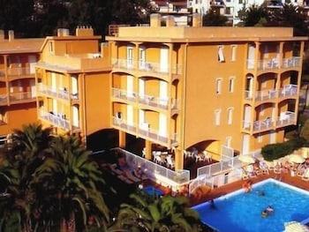 Residence Orchidea Диано-Марина Экстерьер фото